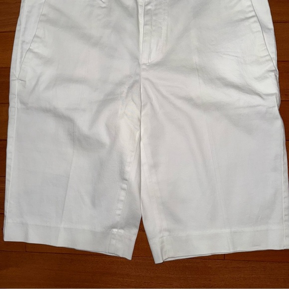 Banana Republic Women's Ivory Avalon Shorts (Size: 4) - Picture 3 of 11